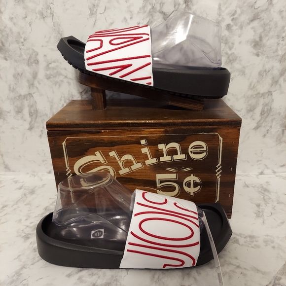 Jordan Shoes - 🆕️brand new with tags 2021 Jordan Nola slides